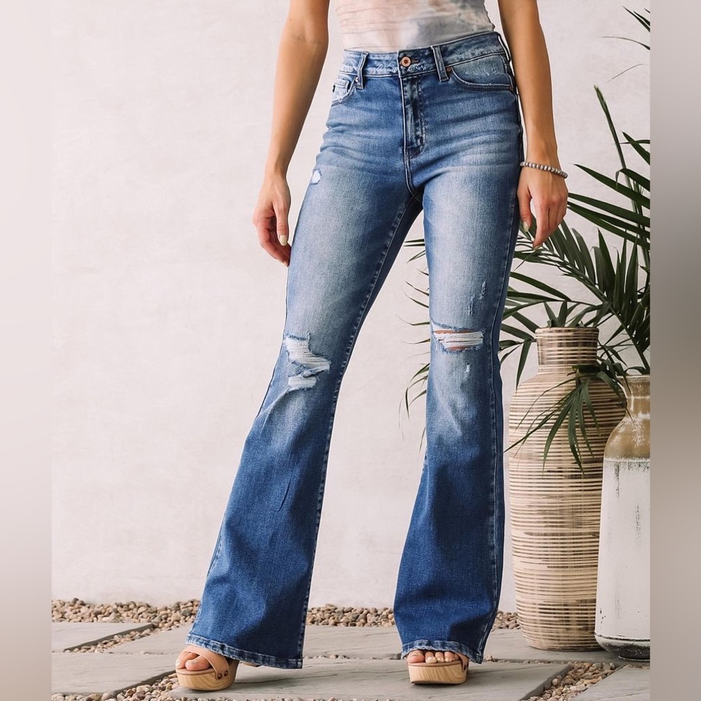 KanCan High Rise Flare Stretch Jean, Blue, Woman’s 1/24
